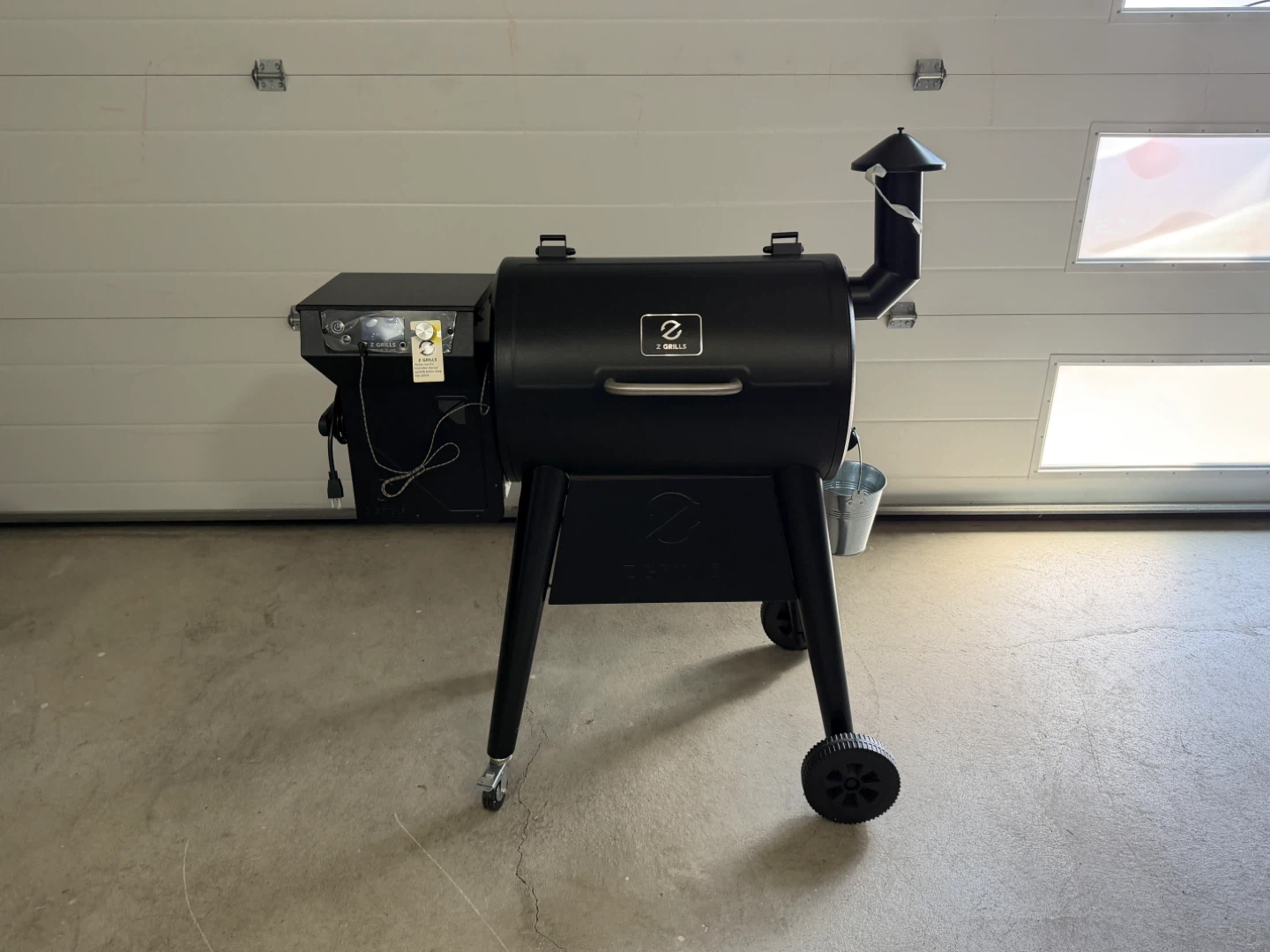 Z Grills Pellet Grill - photo 2