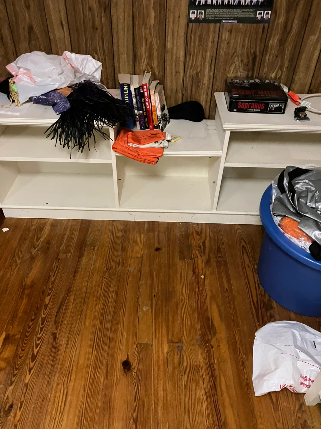 Open shelf organizers
