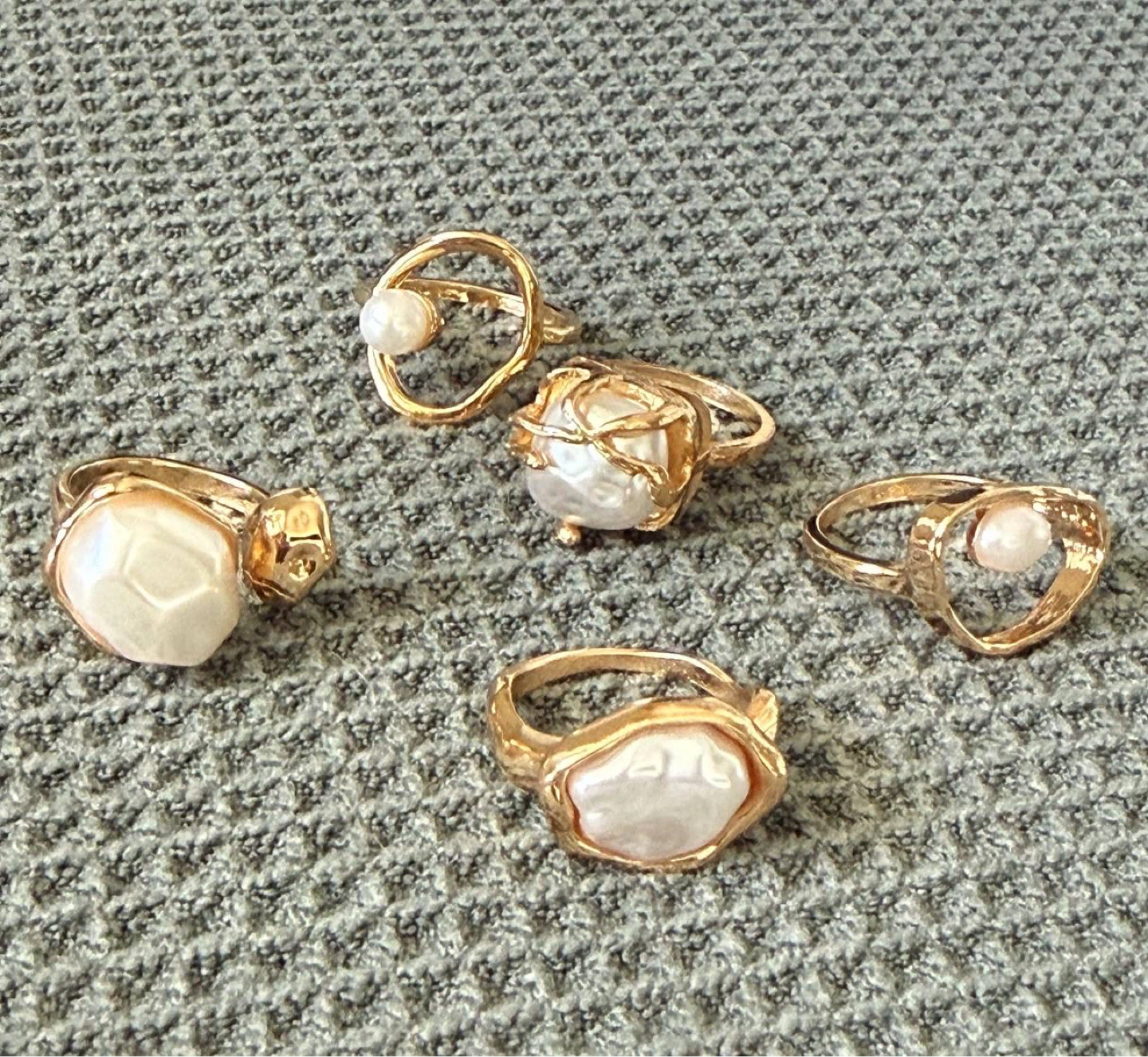 Gold & Pearl Statement Ring Set – 5 Pcs - photo 4