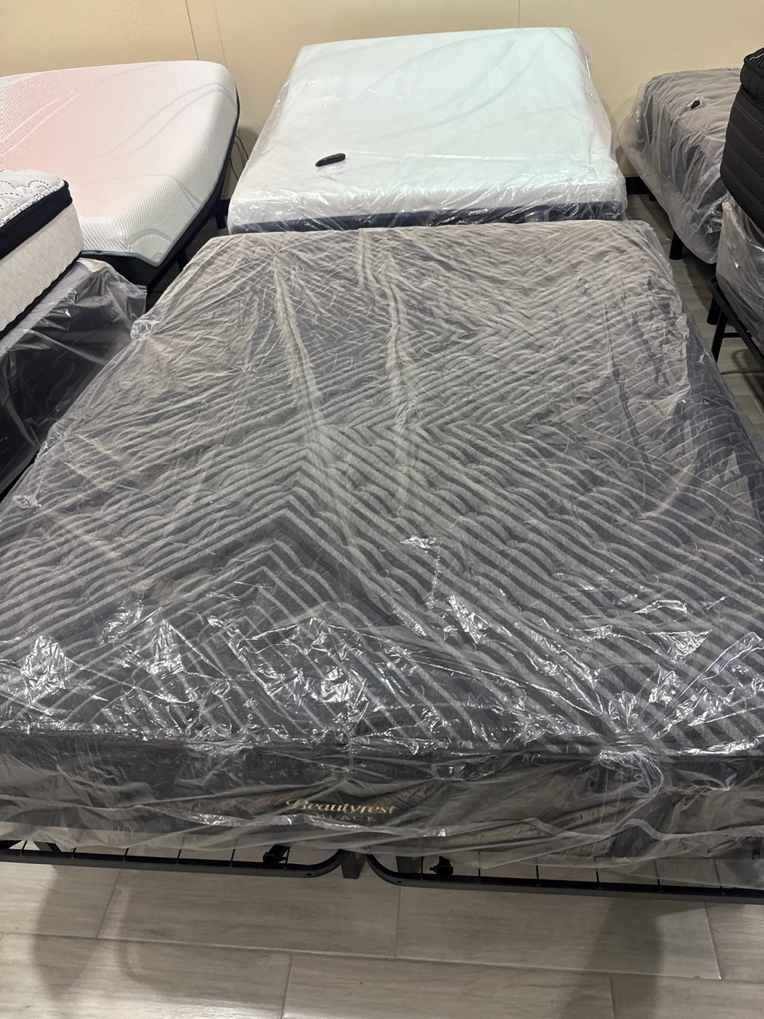 Beautyrest Mattress - photo 4
