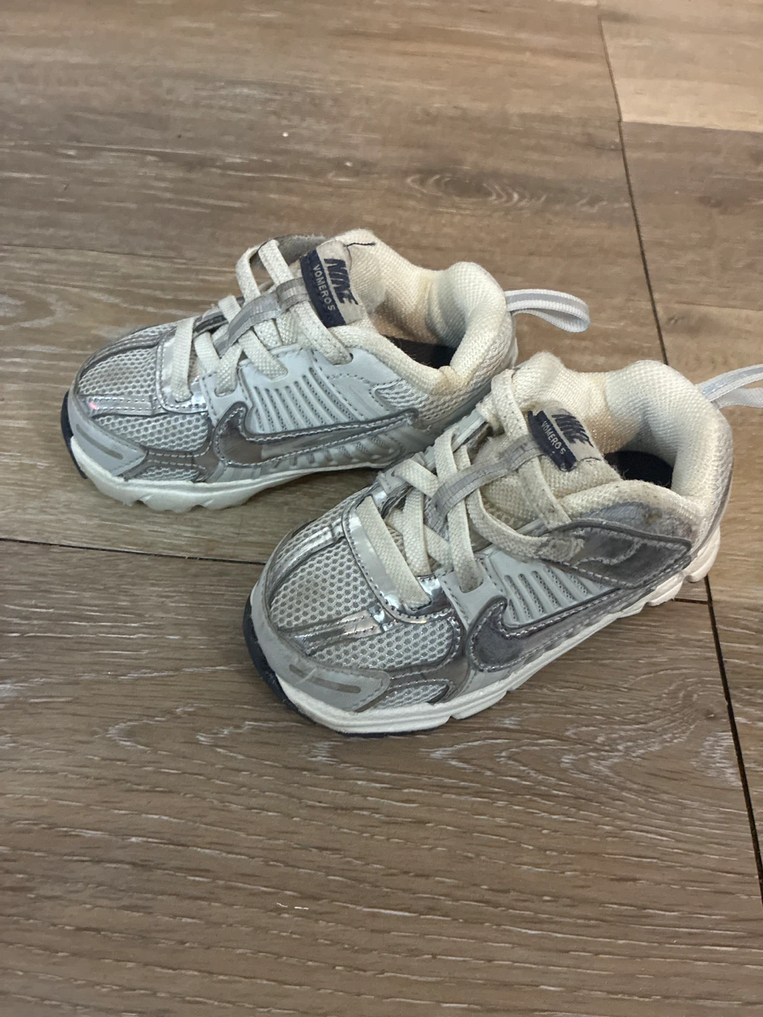 Nike Vomero 5 Toddler Shoes