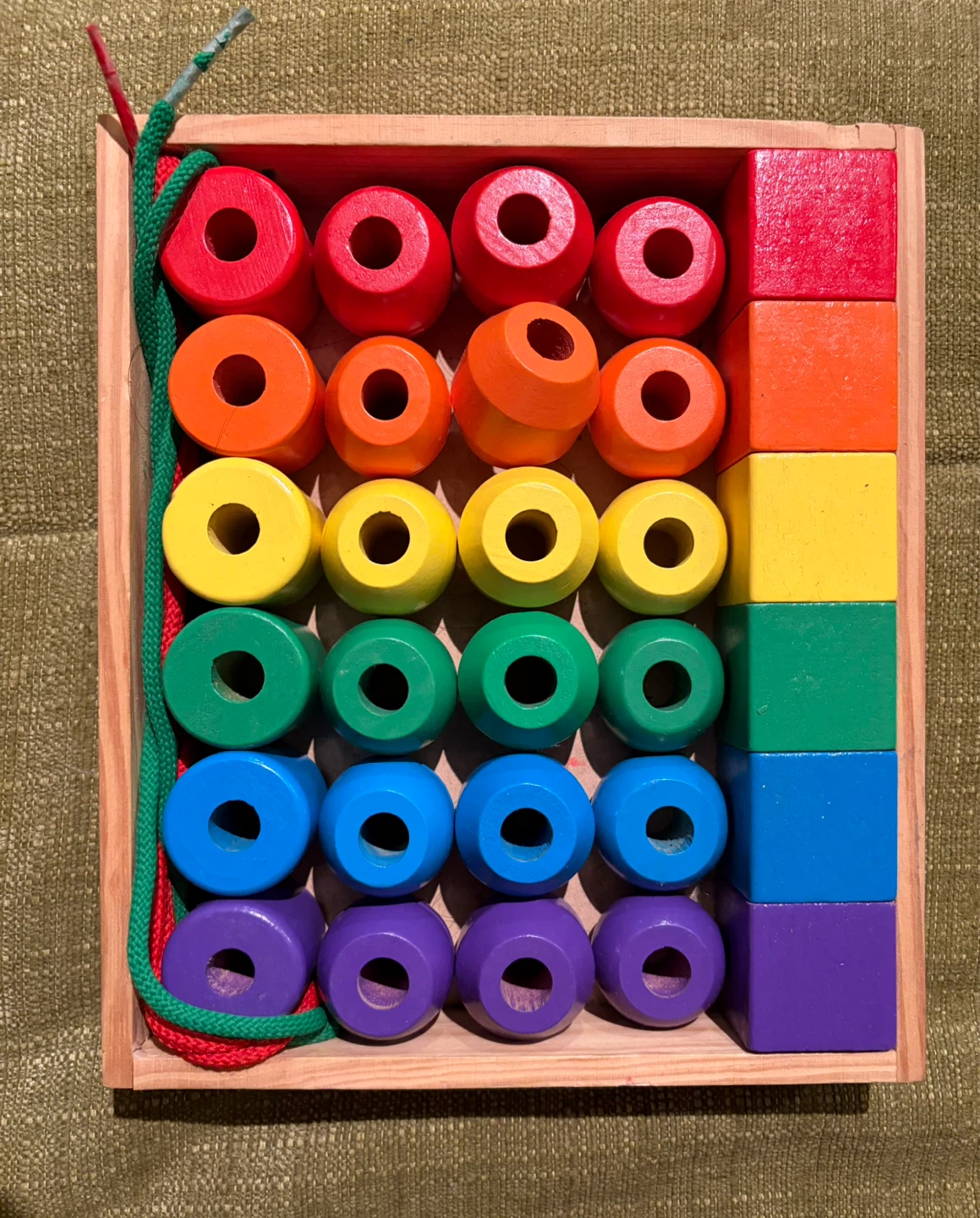 Melissa and Doug threading beads