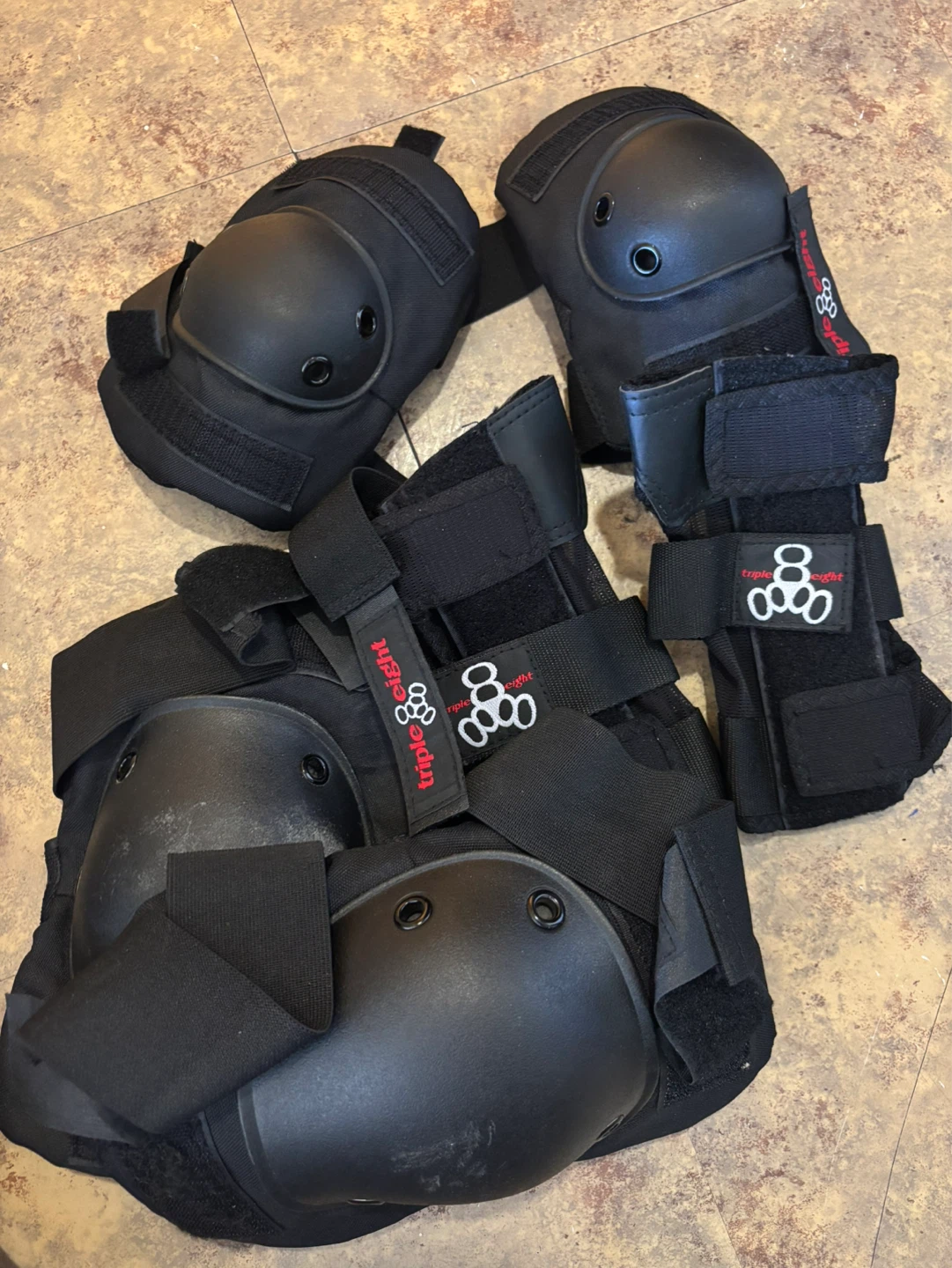Rollerblade Macroblade Skates with Protective Gear - photo 2