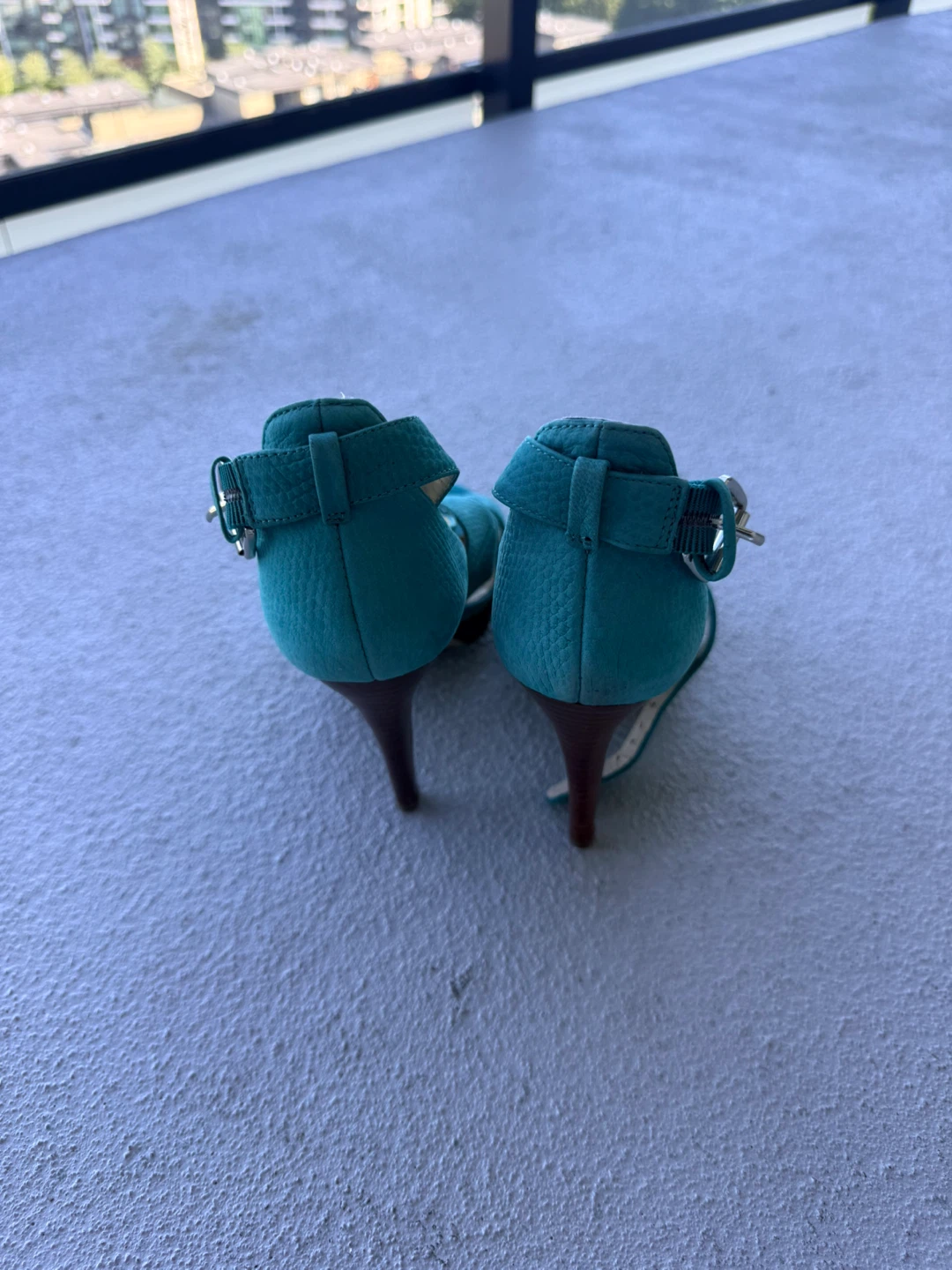 Vintage Nine West Teal Heels – Size 6.5 - photo 2