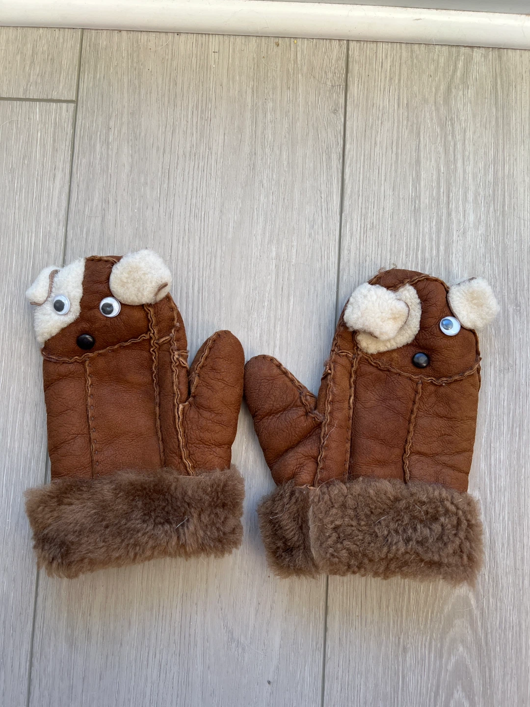 Brown Sheepskin Mittens - Dog Design
