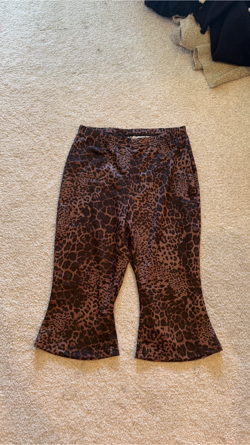 Women's Leopard Print Flare Pants