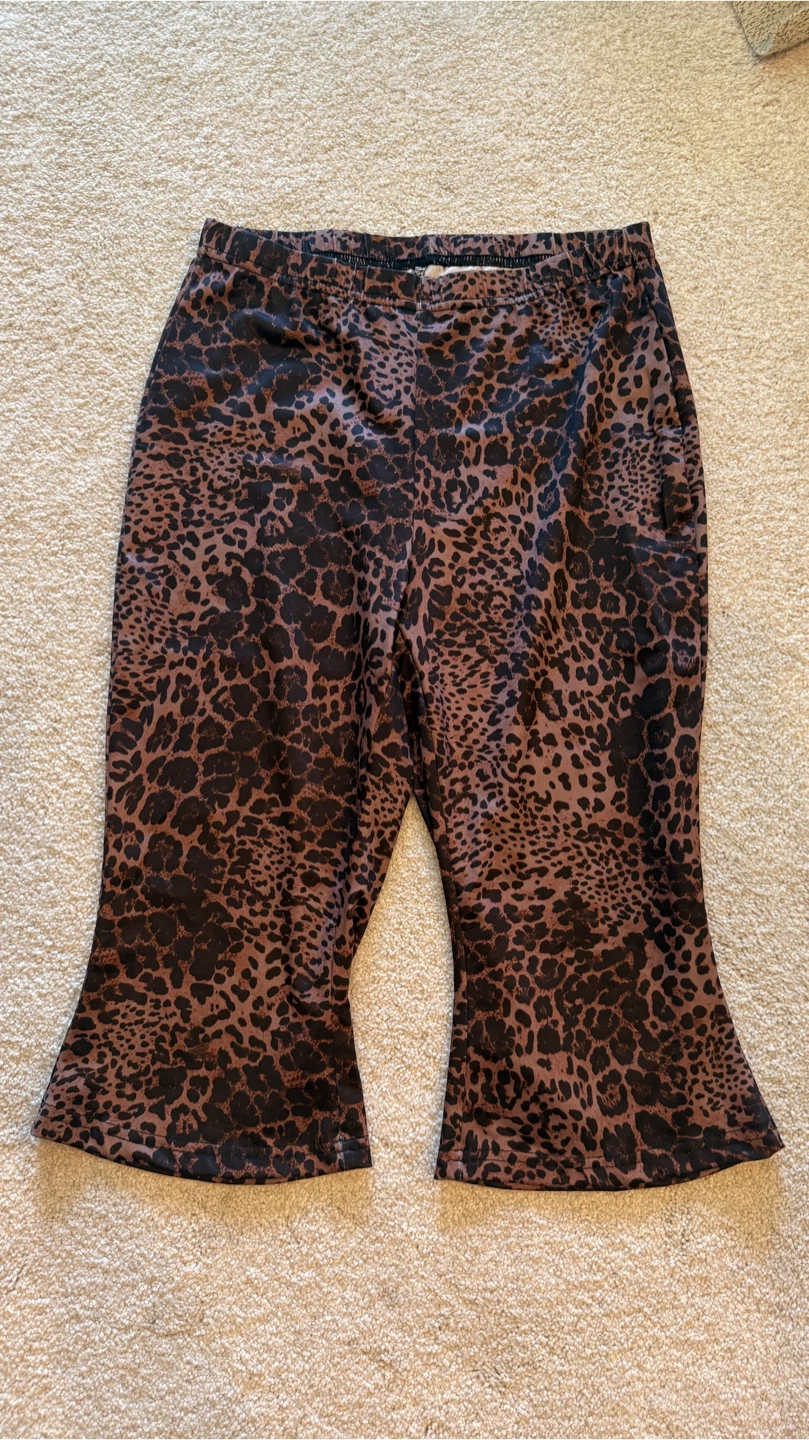 Women's Leopard Print Flare Pants - photo 2