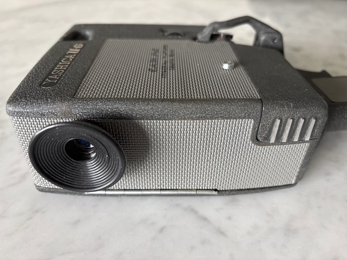 Yashica U-G Super 8 Film Camera - photo 2