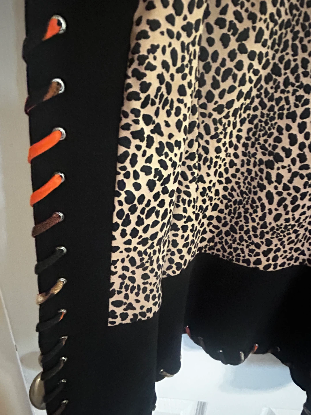 Joseph Ribkoff Black Jacket with Leopard Print Lining - photo 4