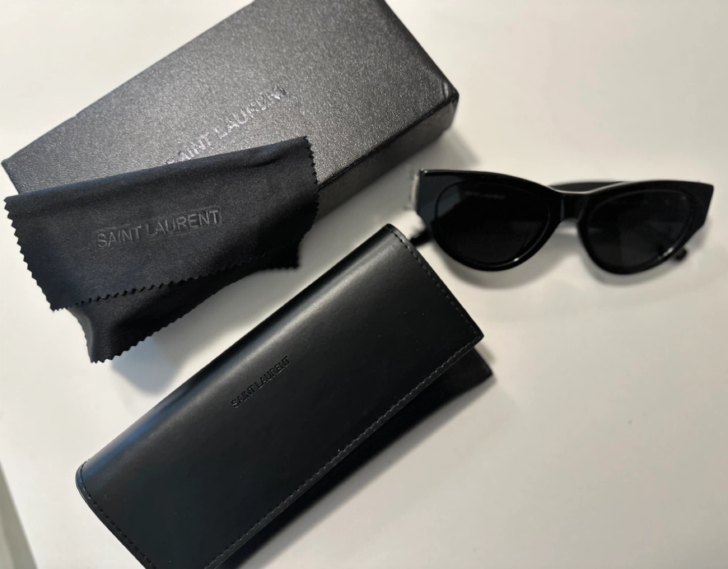 Saint Laurent Black Cat-Eye Sunglasses - photo 2