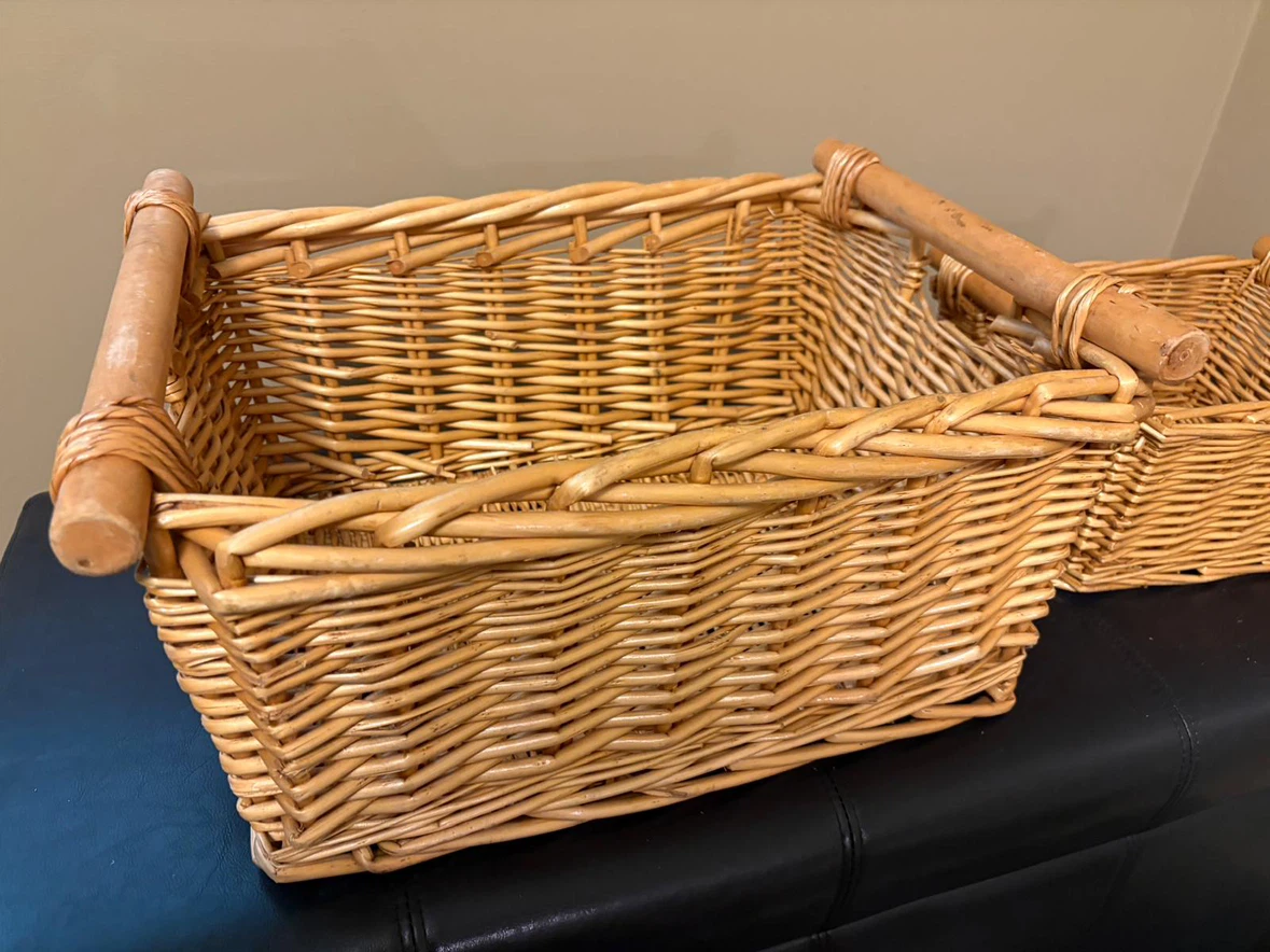 Wicker storage baskets with wooden handles - photo 3
