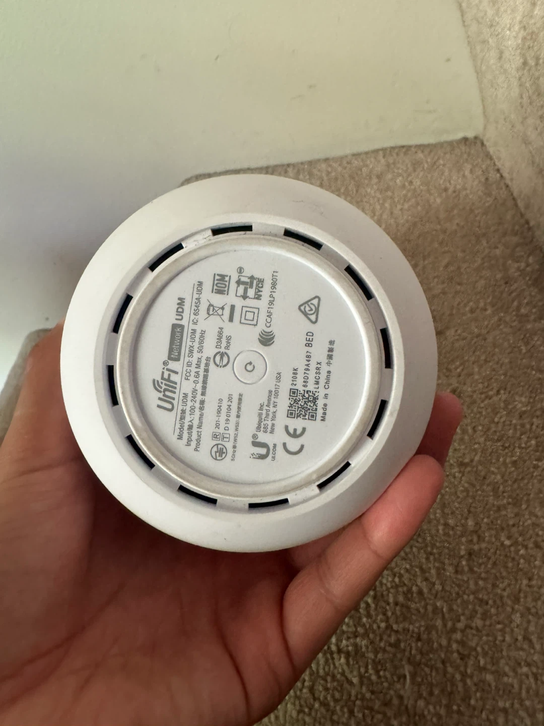 Ubiquiti Dream Machine UniFi UDM - photo 5