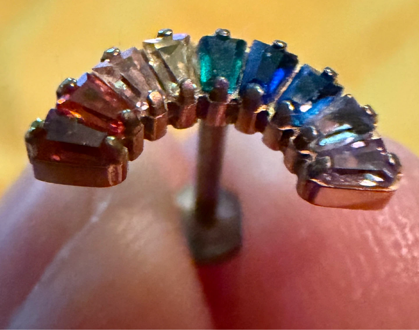 Rowan 24k Titanium Rainbow Arch Flat Back Stud