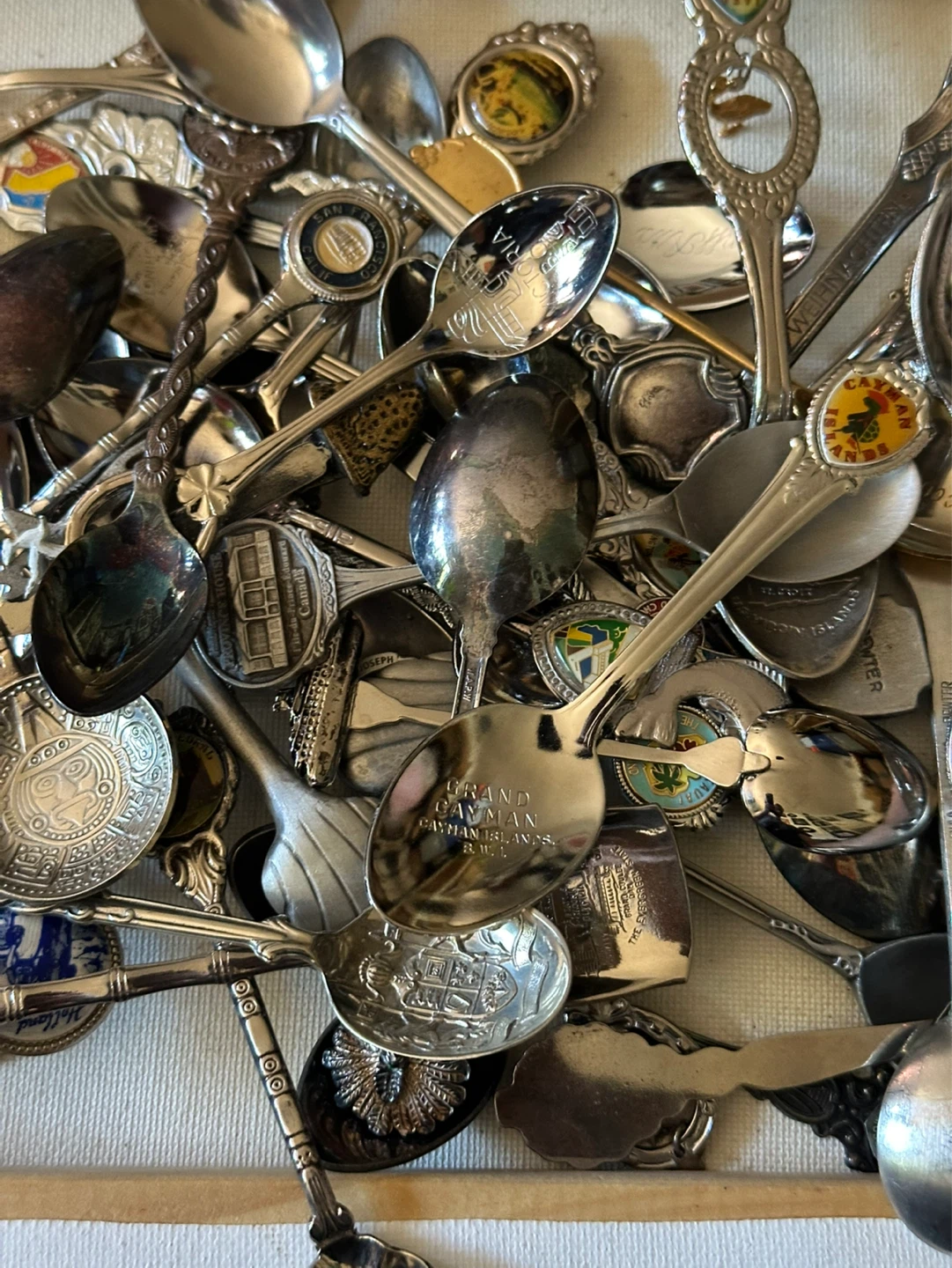52 souvenir spoons - photo 3