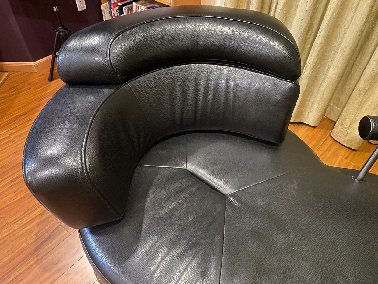 Black Leather Chaise Lounge - photo 3