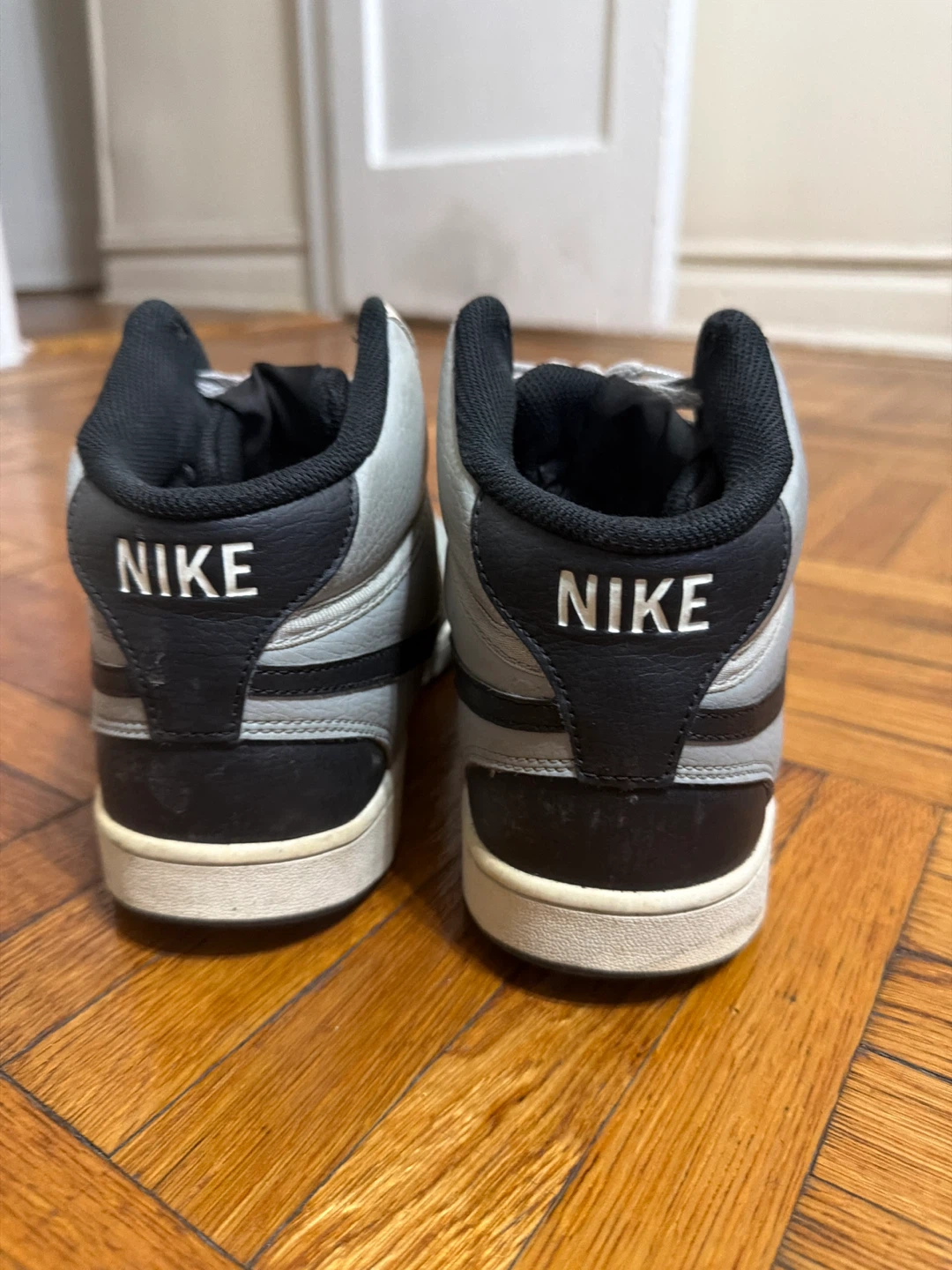 Nike High Top Sneakers - photo 4