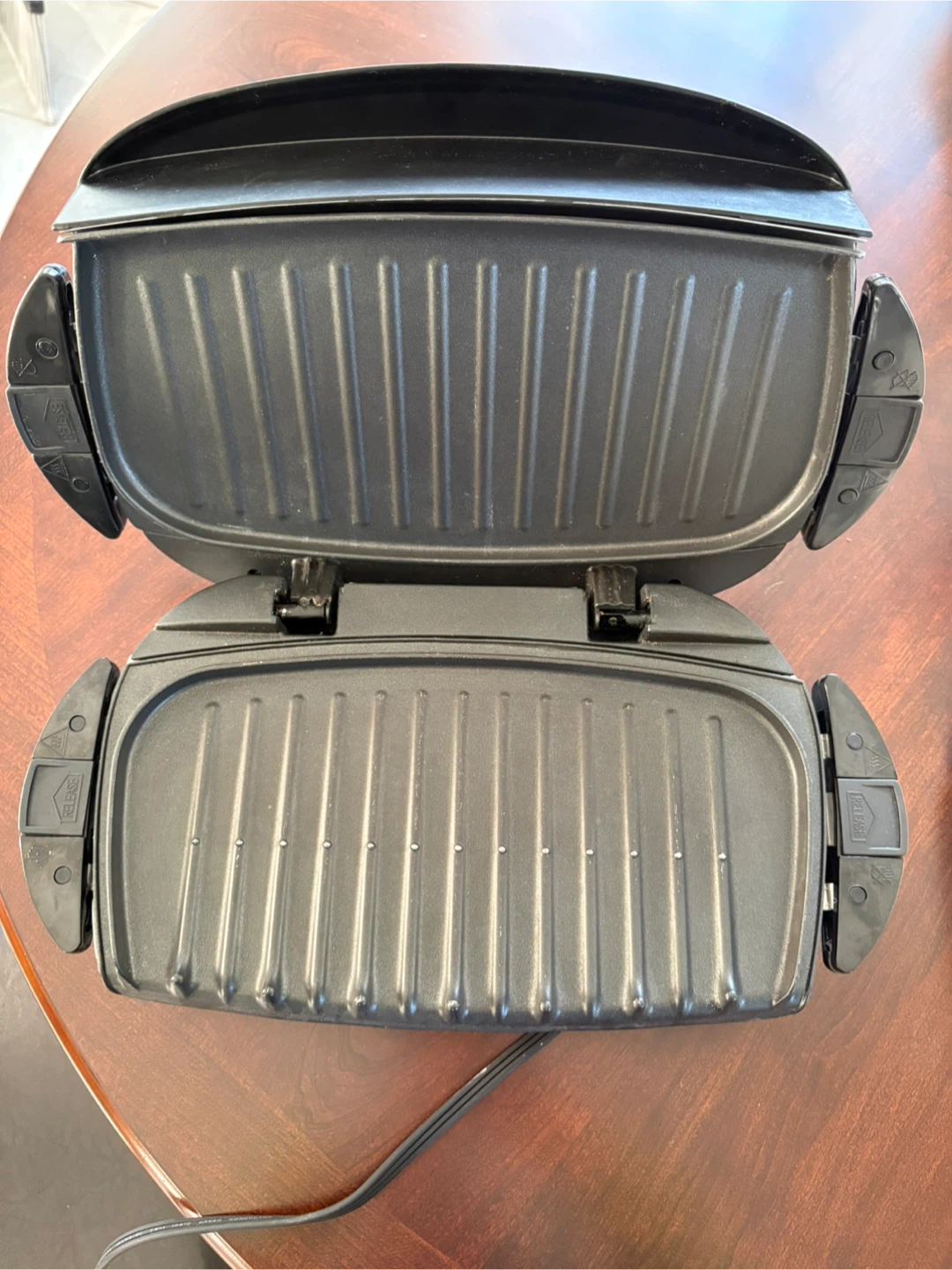 George Foreman Lean Fat Grilling Machine - photo 2