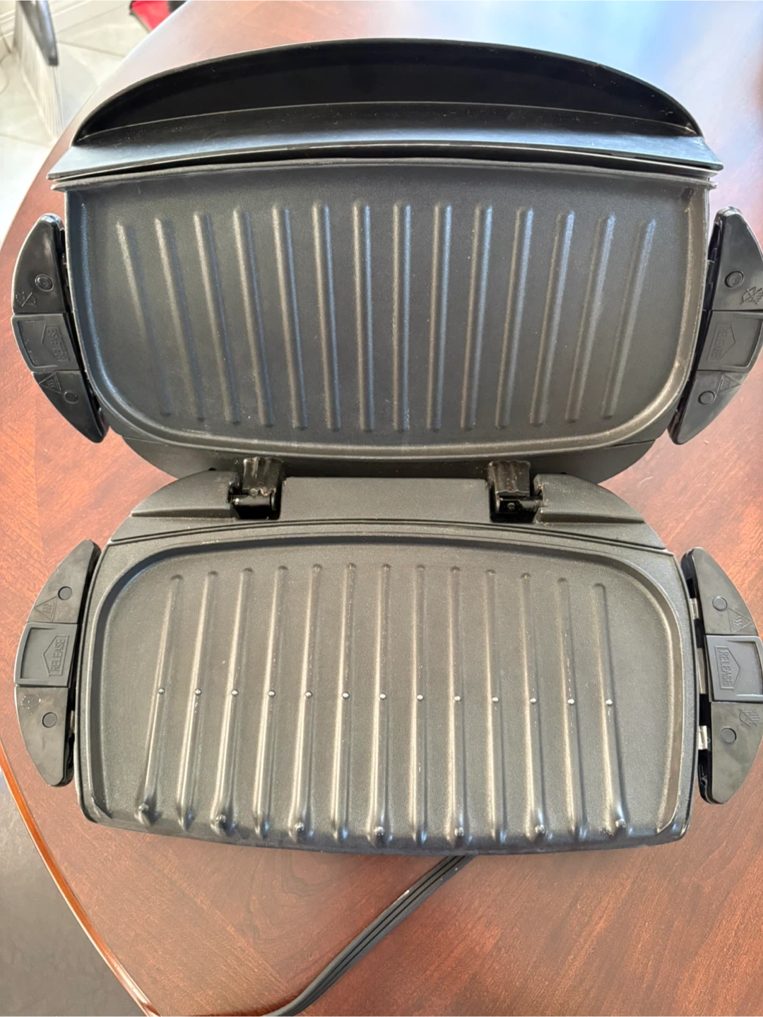 George Foreman Lean Fat Grilling Machine - photo 3