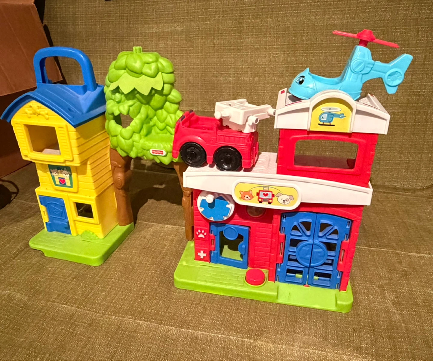 Fisher-Price Little People Fire Station & House Toy - photo 2