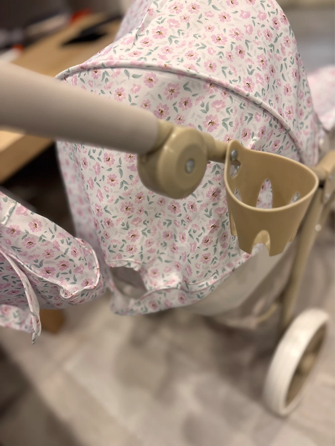 Doll stroller with floral print - photo 2