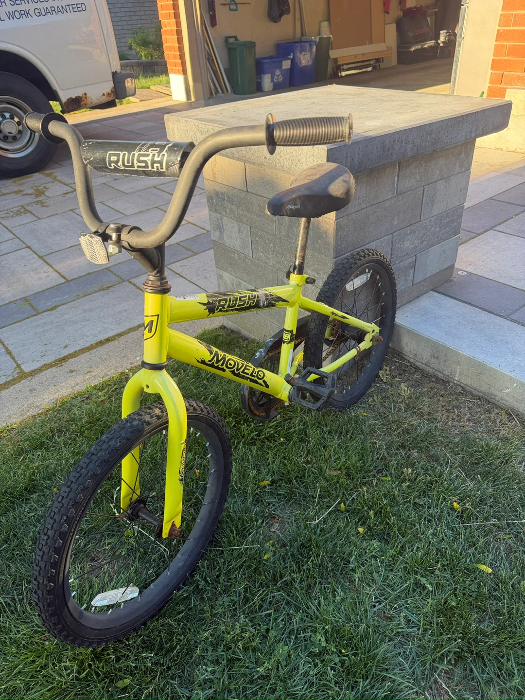 Moverlo Rush BMX Bike