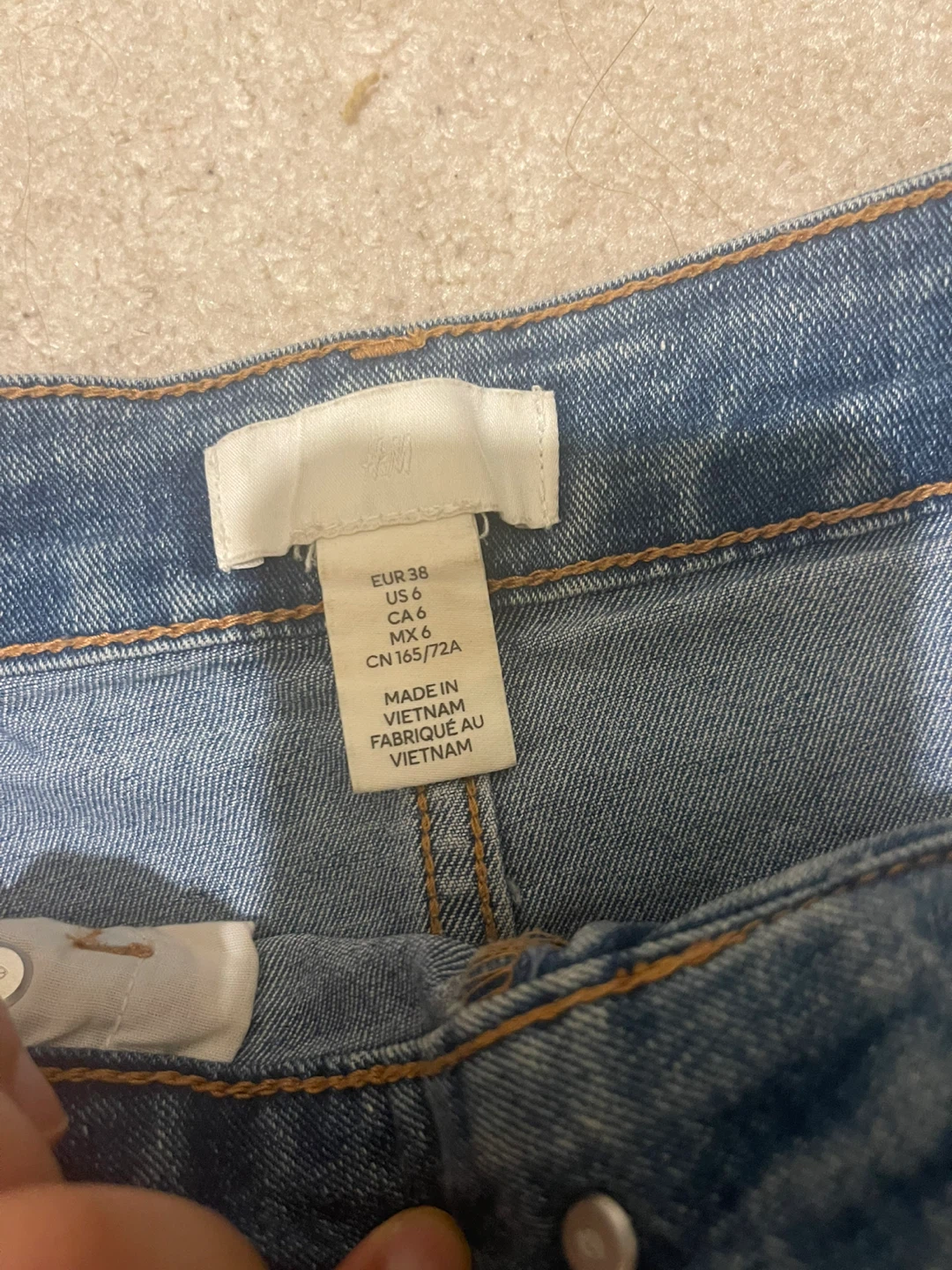 H&M Denim Shorts & Uniqlo Jean Shorts - photo 2