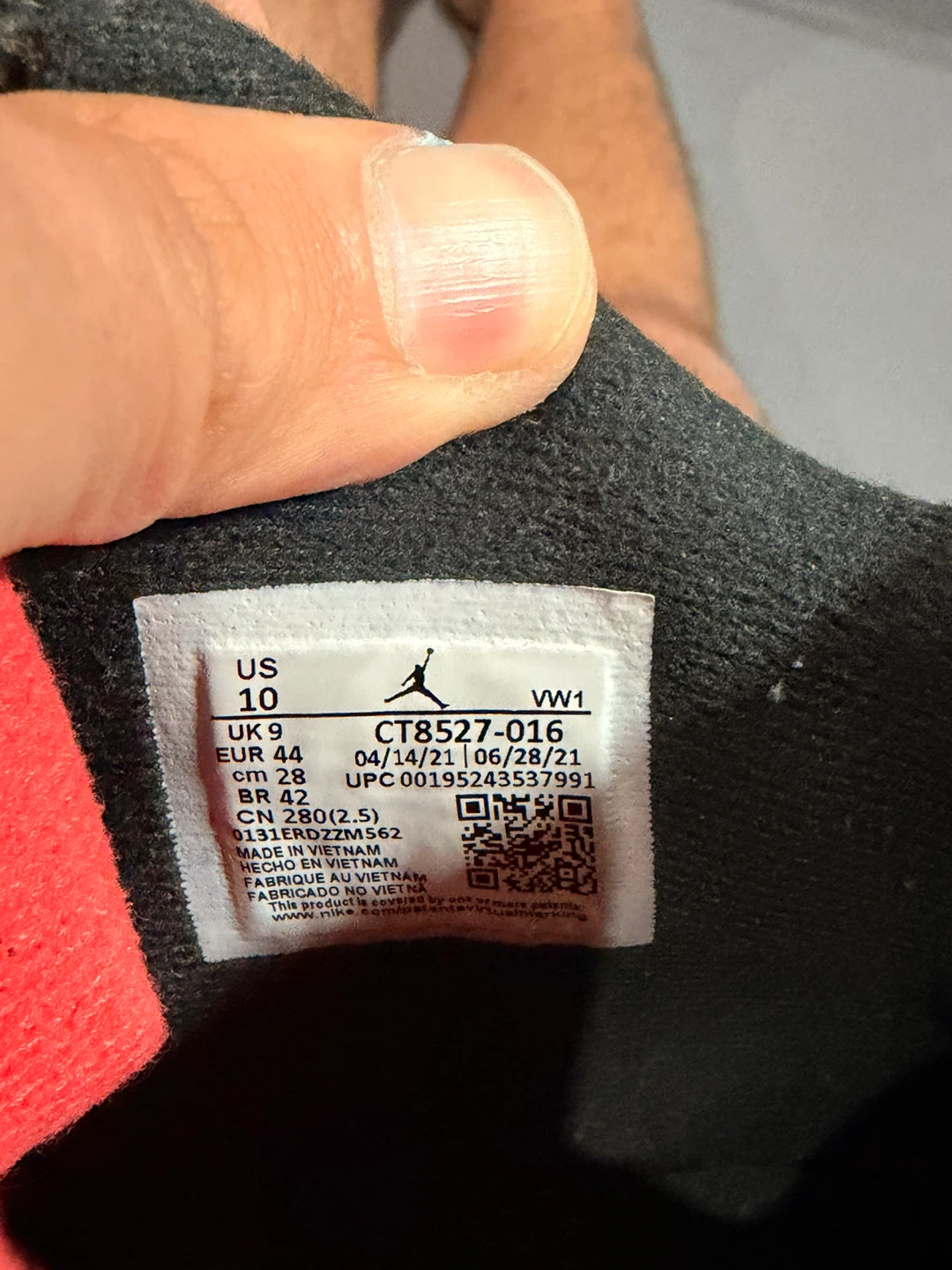 Air Jordan 4 Retro red thunder - photo 5