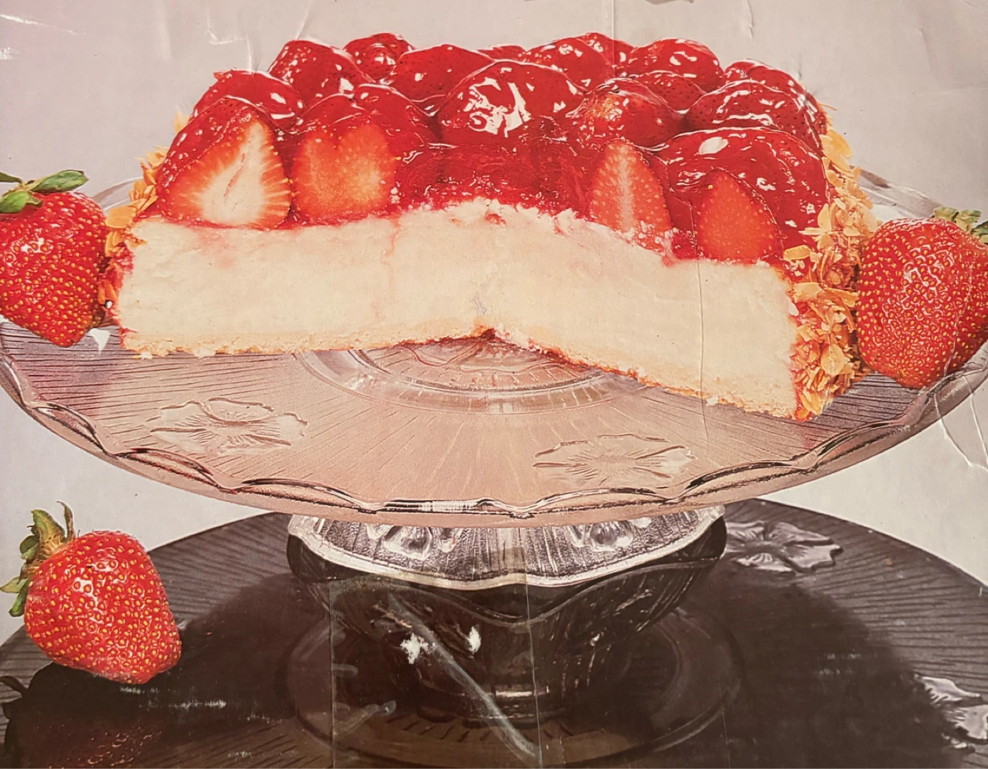 Vintage Floral Pattern Clear Glass Cake Stand