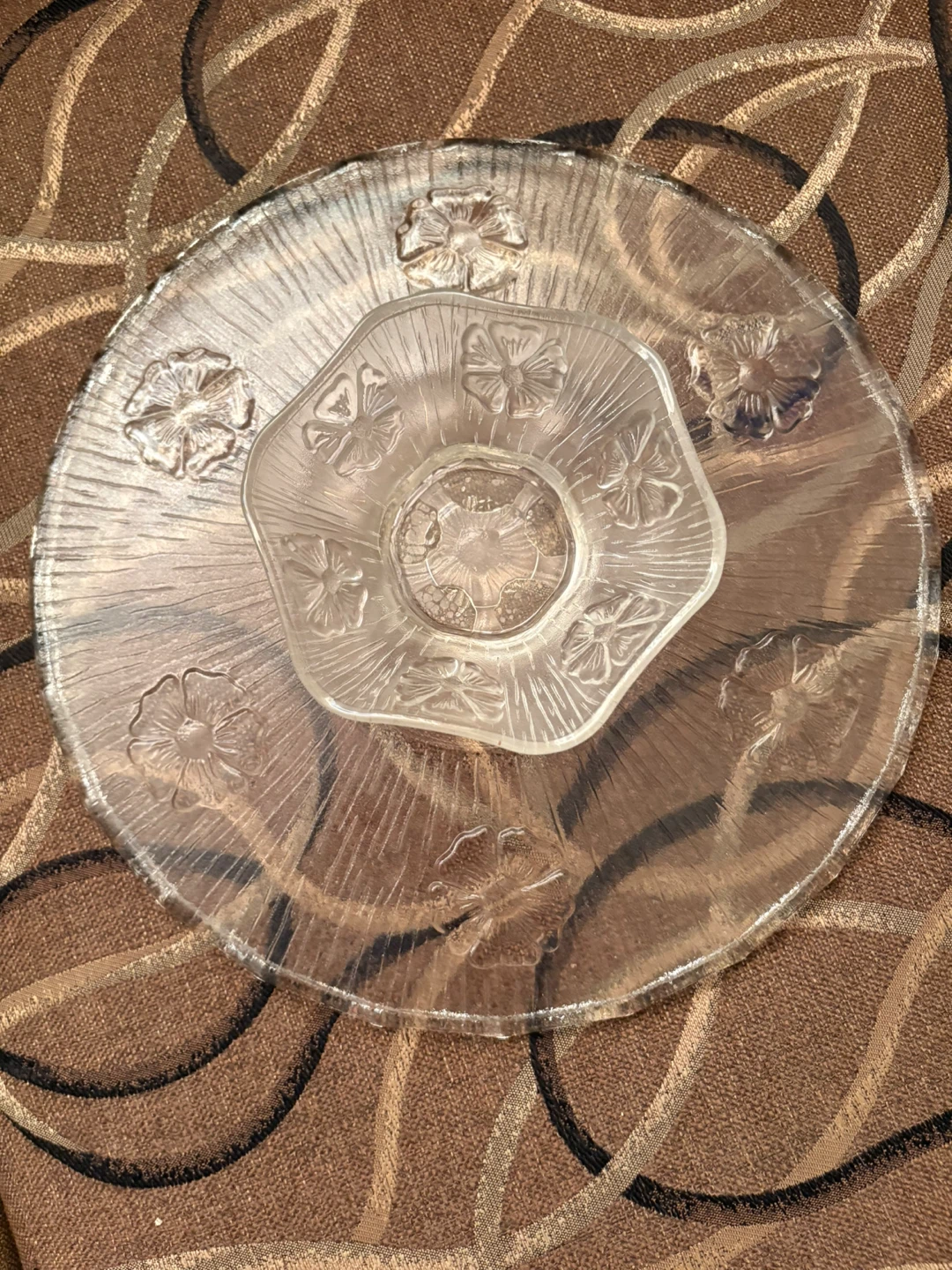 Vintage Floral Pattern Clear Glass Cake Stand - photo 3