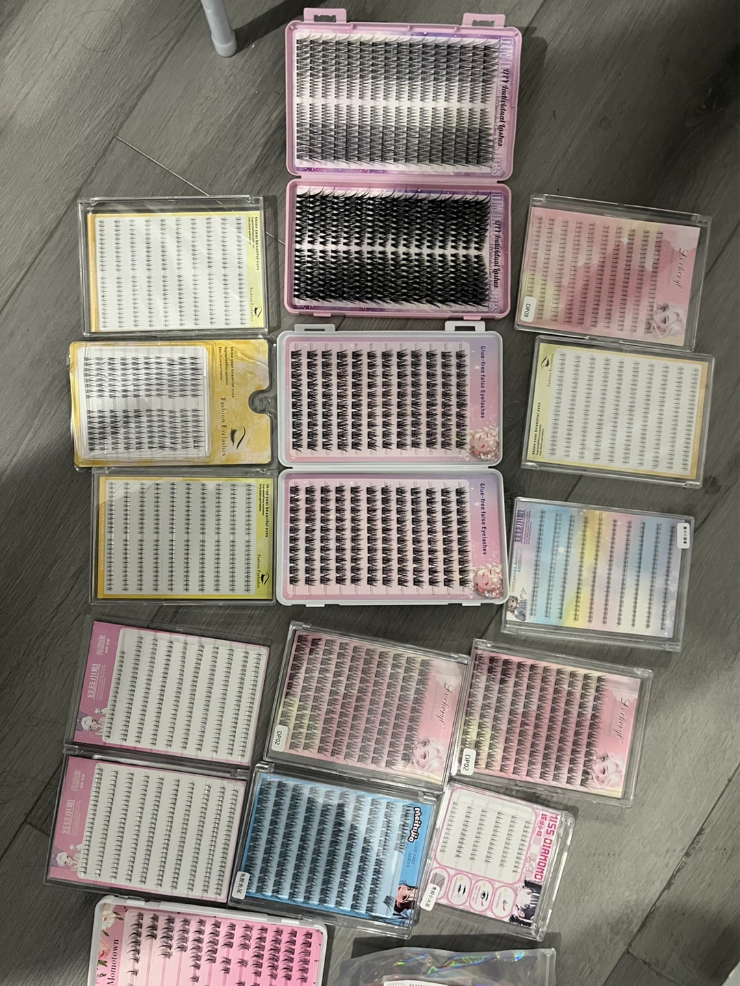 Assorted Glue Free False Eyelashes