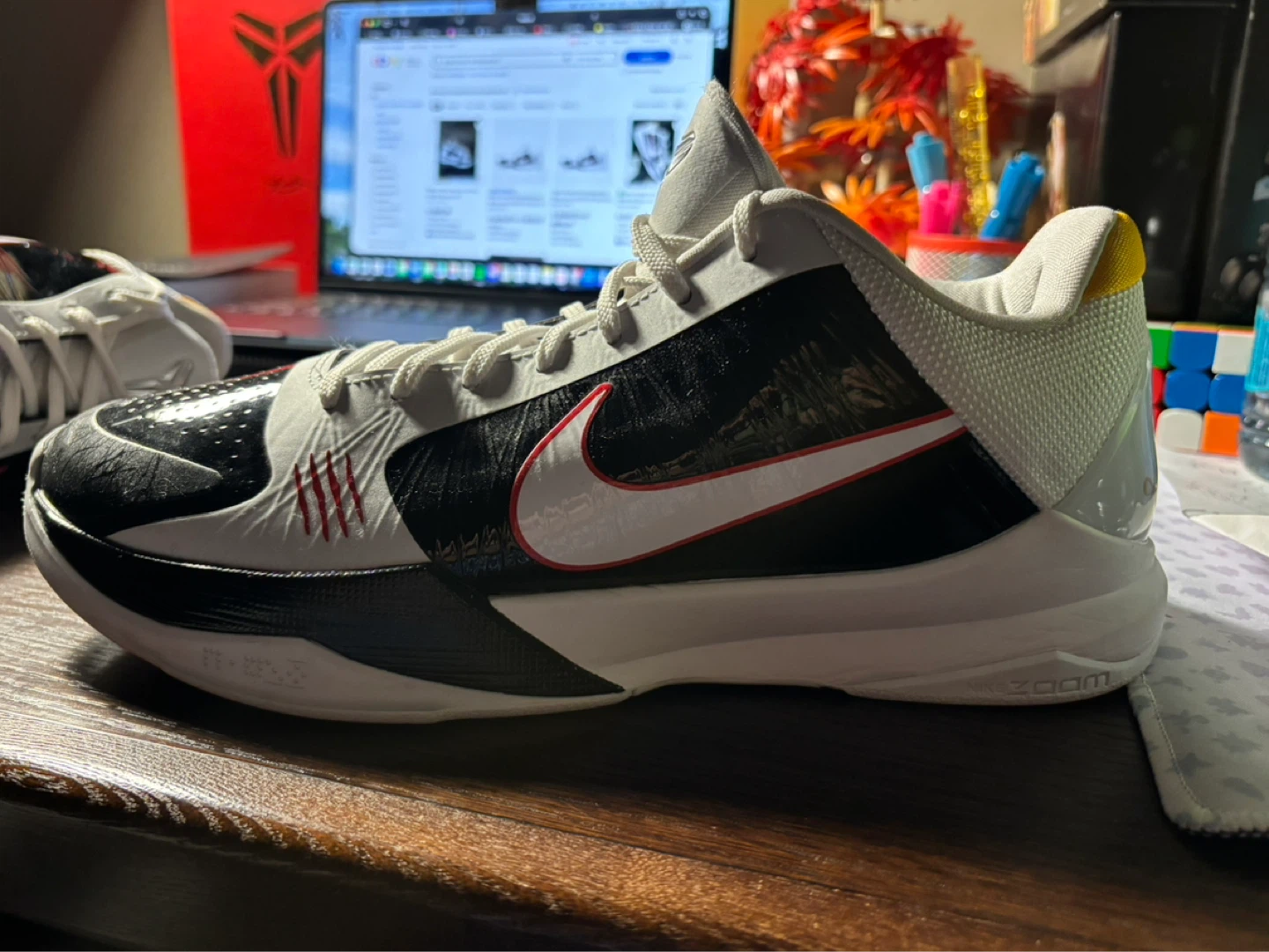 Nike Kobe 5 Basketball Shoes - photo 4