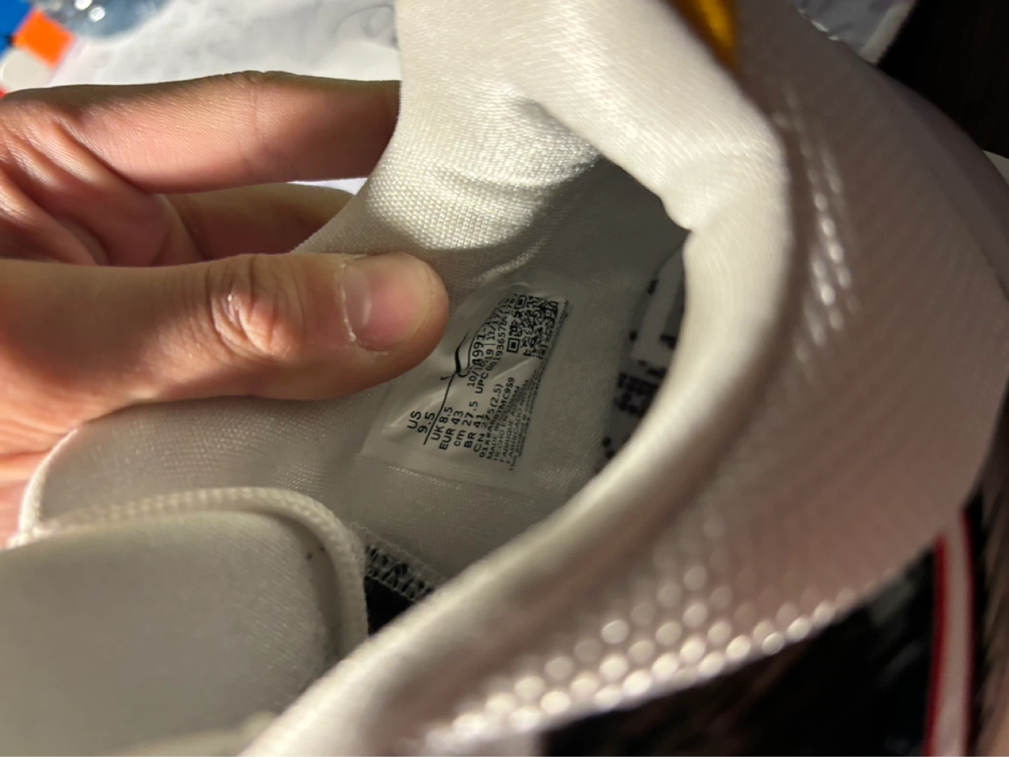 Nike Kobe 5 Basketball Shoes - photo 2