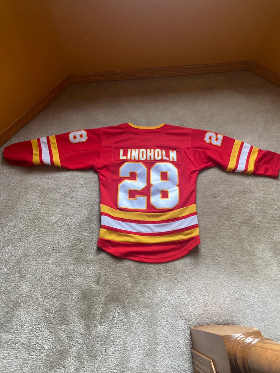 Calgary Flames home Lindholm Hockey Jersey youth small S/M