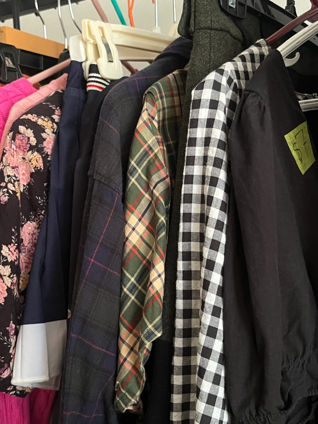 🧺 YARD SALE - LITTLE ITALY SAT 13, 10AM (78 Grace St) $1~20 - photo 5