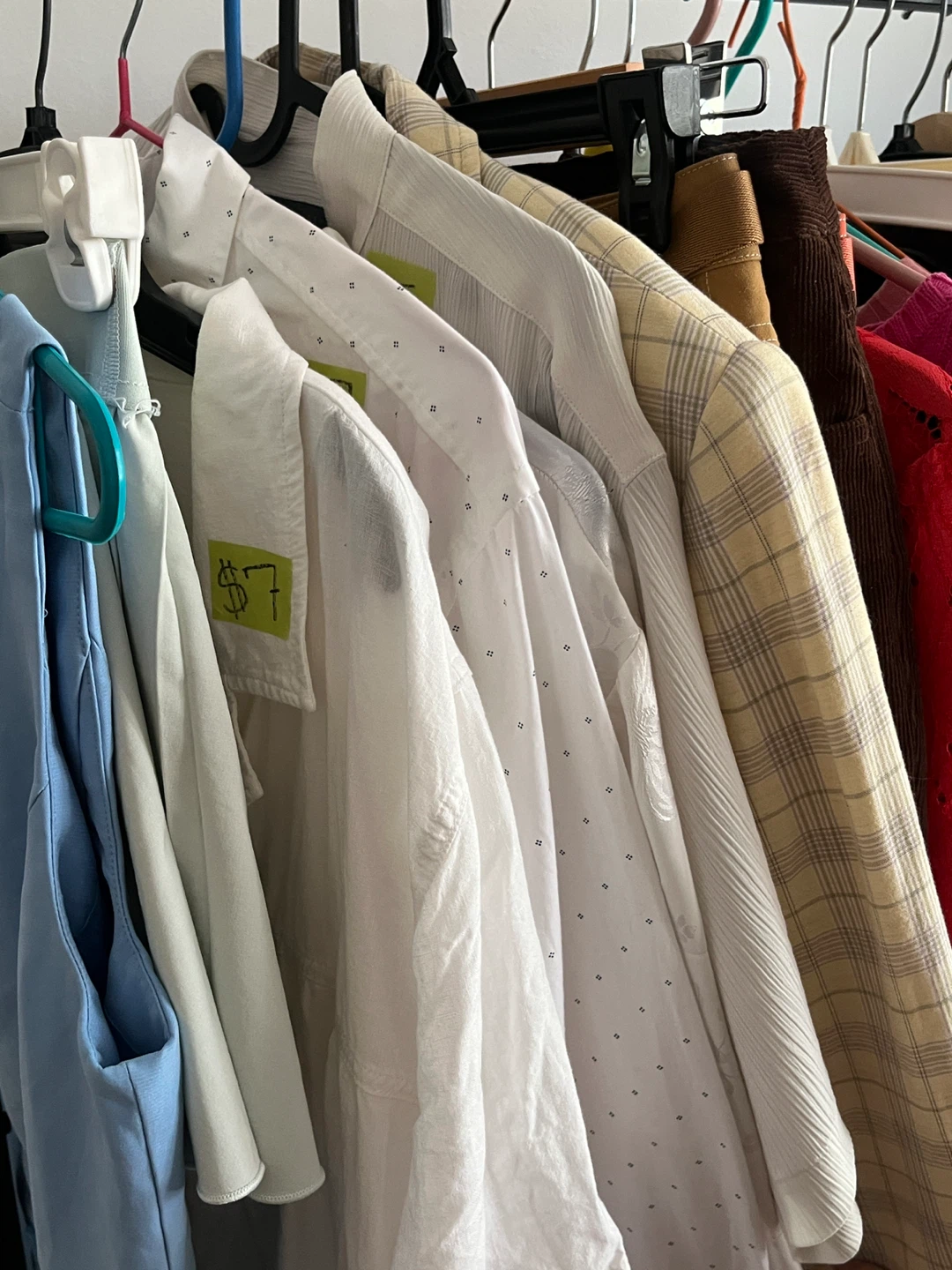 🧺 YARD SALE - LITTLE ITALY SAT 13, 10AM (78 Grace St) $1~20 - photo 2