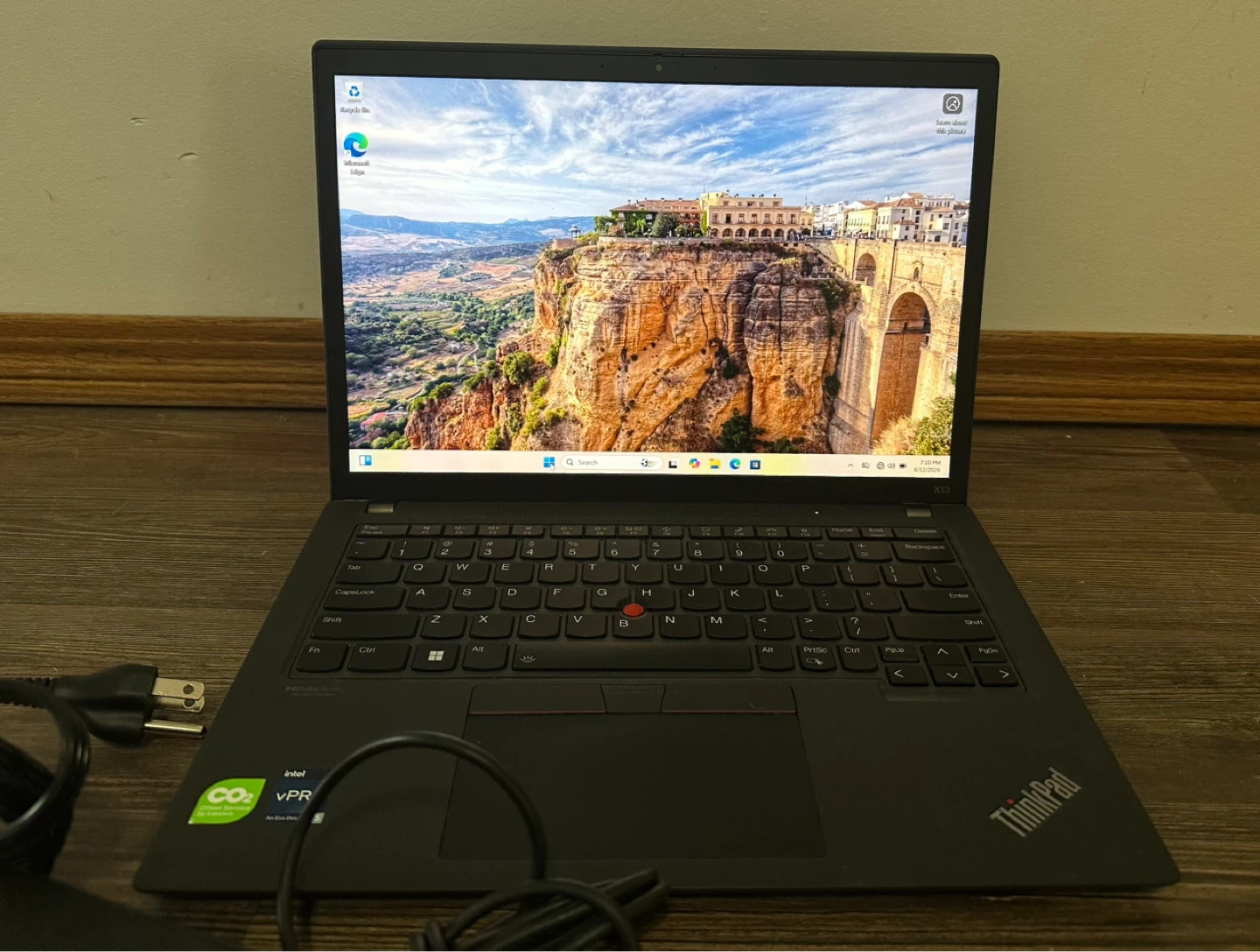 ThinkPad X13 Gen 3Magnesium Chasis(charger Included)