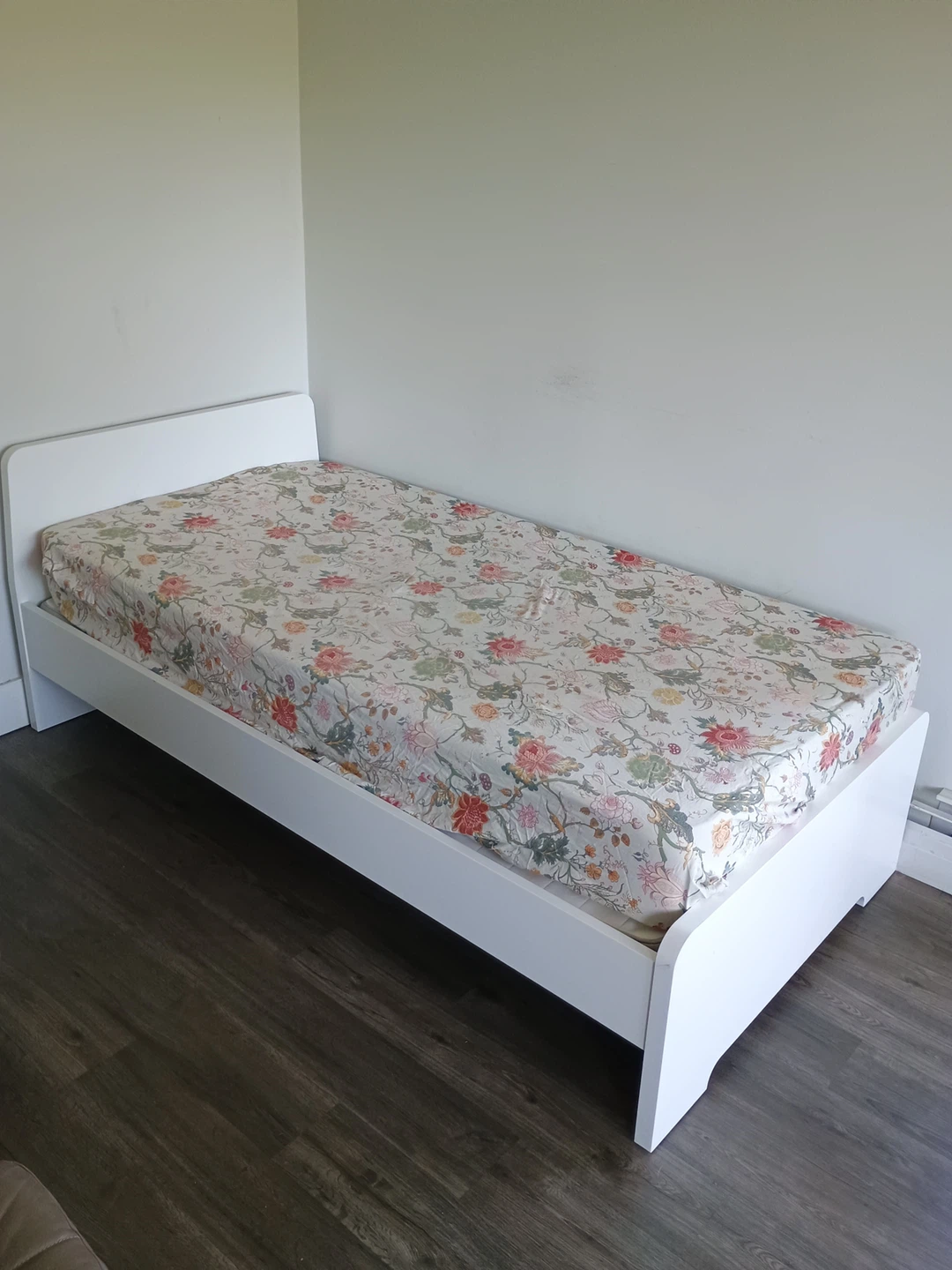 IKEA MALM White Single Bed Frame - photo 2