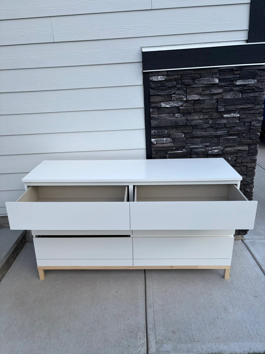 IKEA MALM dresser with 6 drawers in white - photo 2