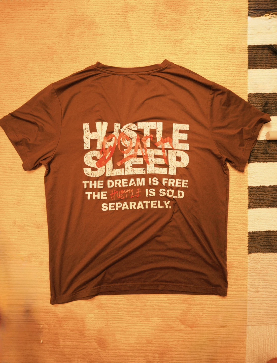 Brown T-Shirt with "Hustle Sleep" Graphic - photo 4