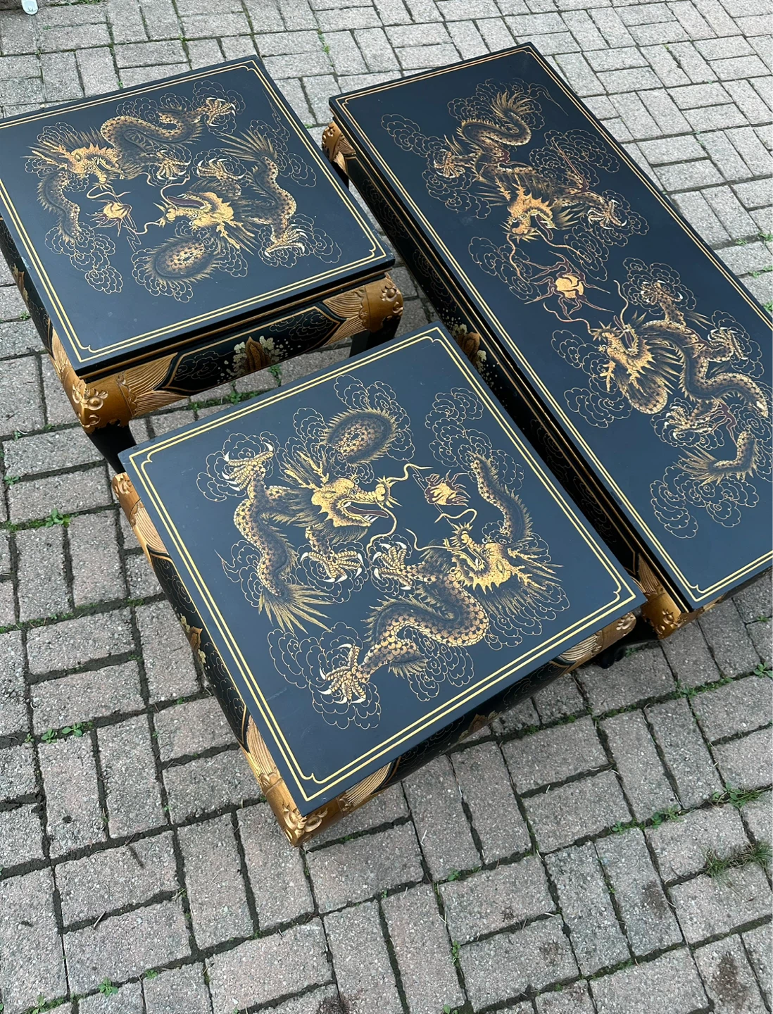 🔥Moving Sale🔥 Dragon Design Coffee and End Table Set - photo 3