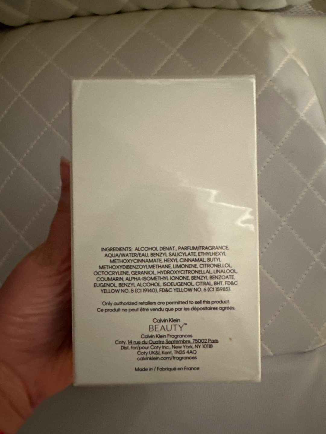 Calvin Klein BEAUTY Eau de Parfum Spray 3.3 FL OZ / 100 ml - photo 3