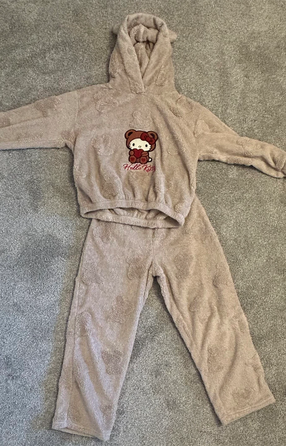 Hello Kitty Pajama Set