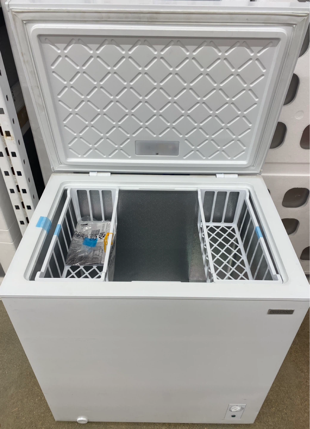 Compact Chest Freezer - photo 2