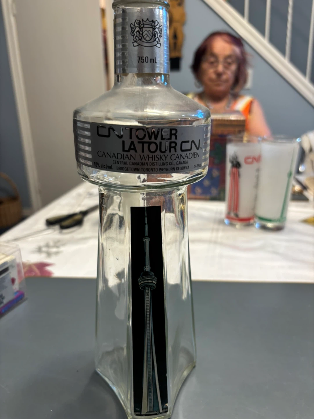 CN Tower Canadian Whisky Decanter Bottle - photo 2