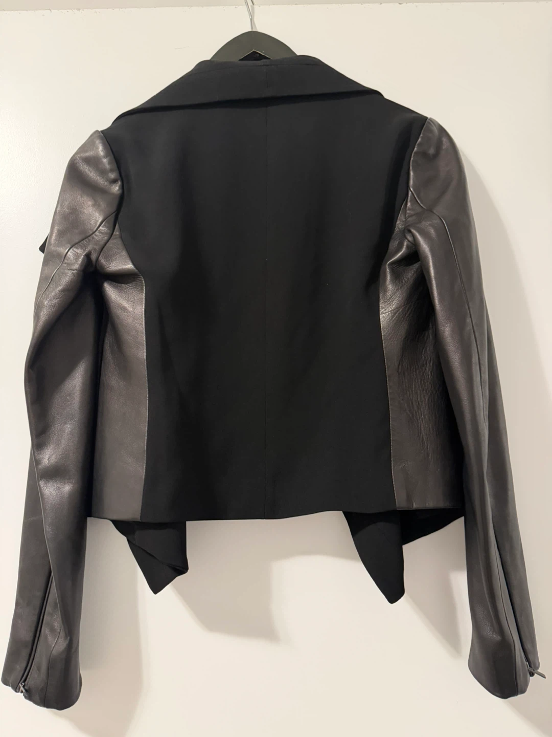 Black jacket - photo 2