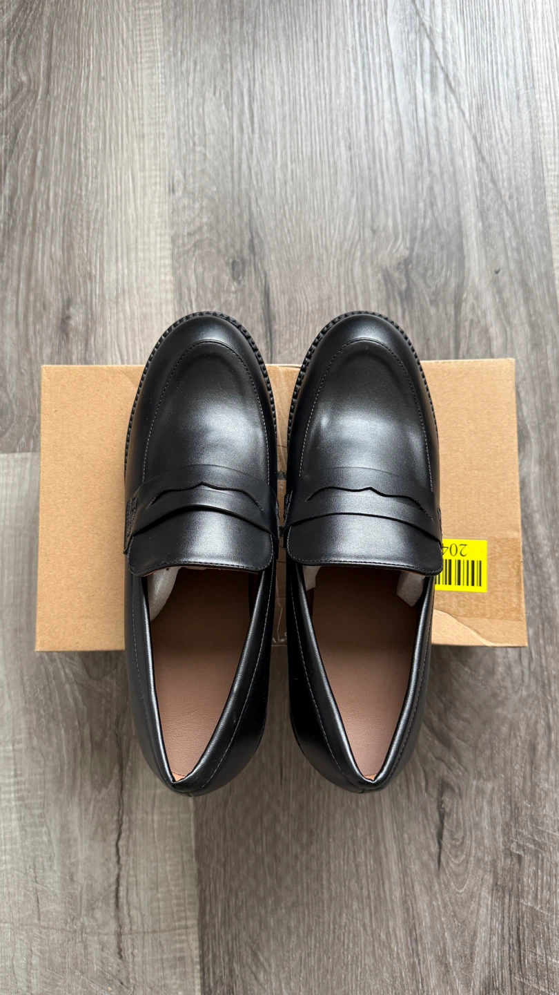 Size 9 Women’s Loafers - photo 4