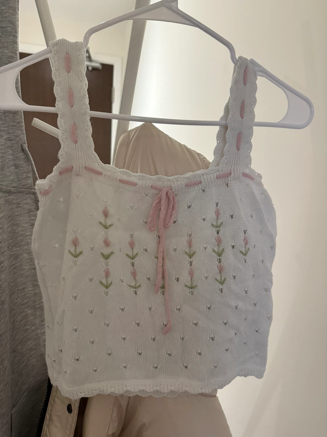 White Knit Crop Top with Pink Floral Embroidery - photo 2