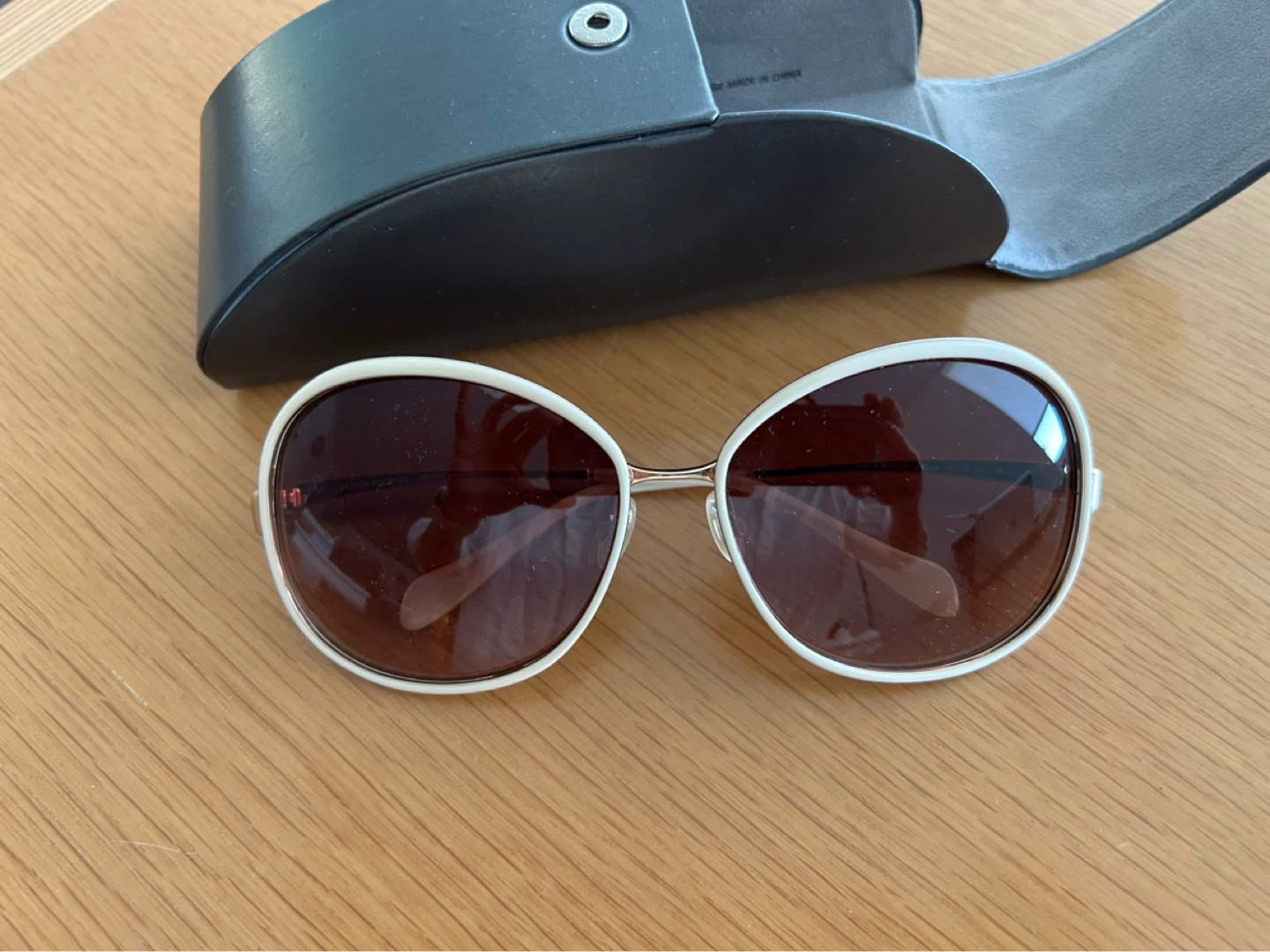 Oliver Peoples Sunglasses with Case