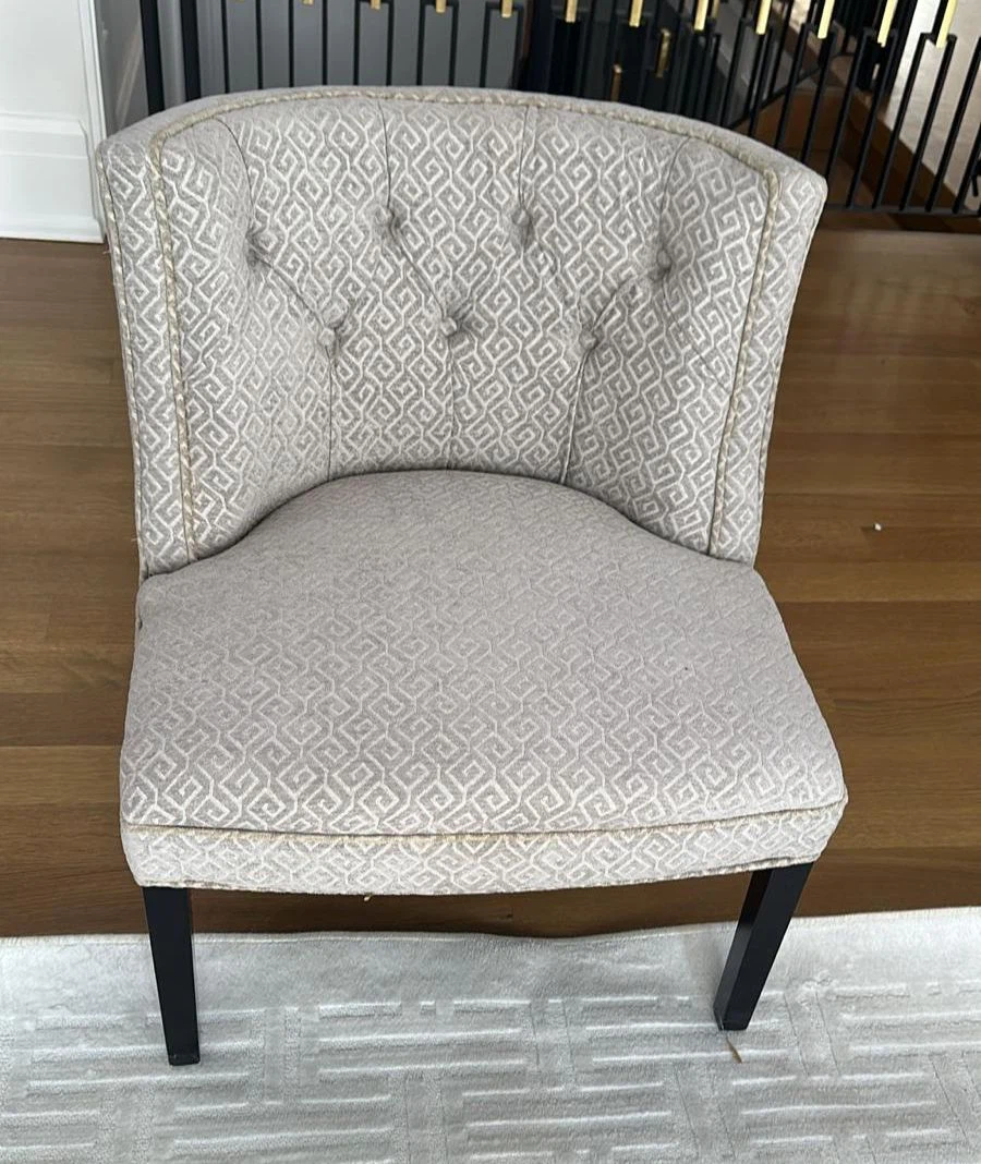 2 Accent Chairs with Geometric Pattern