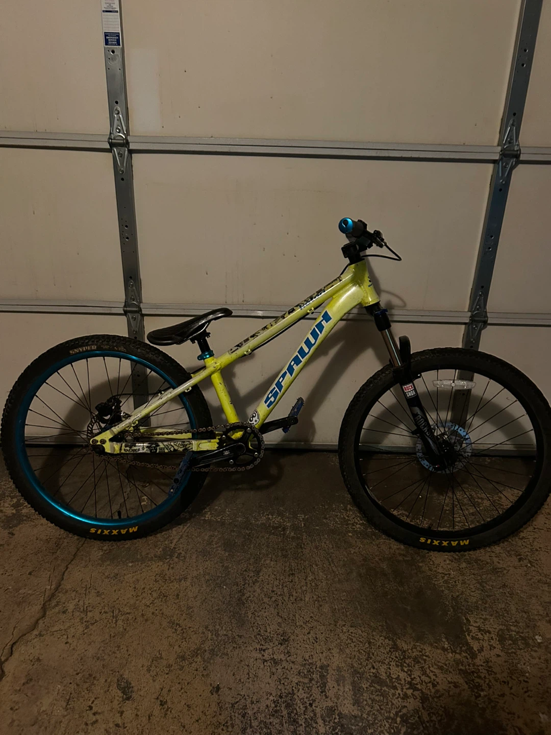 Spawn 24” DJ Dirt Jump Bike